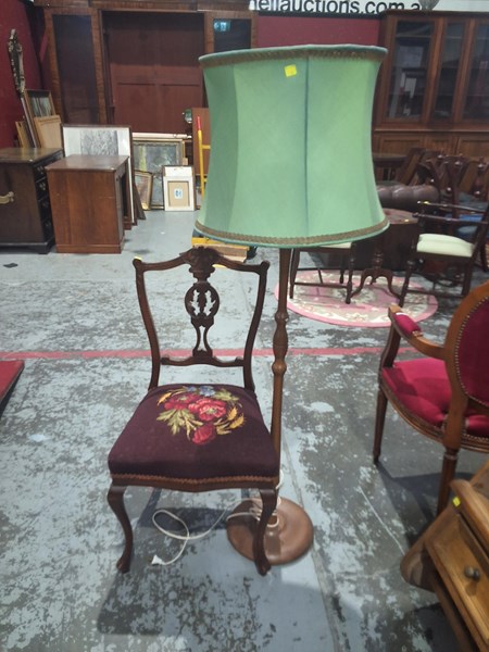 Lot 107 - FURNITURE LOT