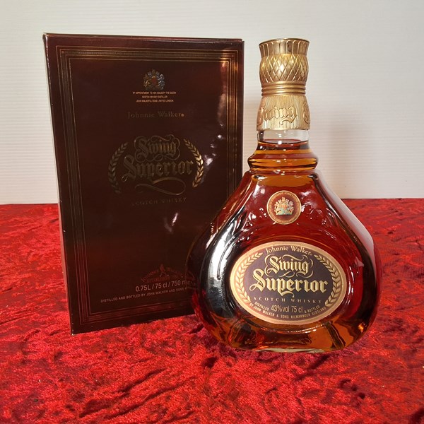 Lot 64 - JOHNNIE WALKER SUPERIOR SWING WHISKY