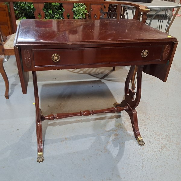 Lot 244 - SIDE TABLE