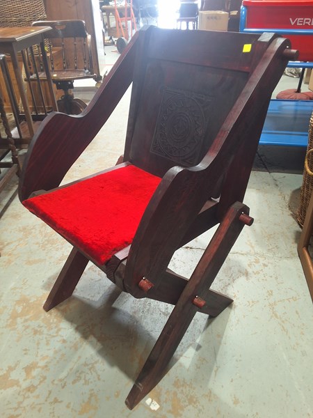 Lot 2 - ARMCHAIR