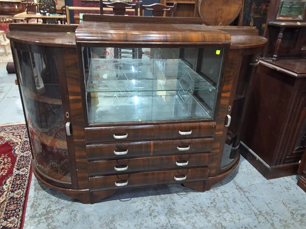 Lot 95 - SIDEBOARD