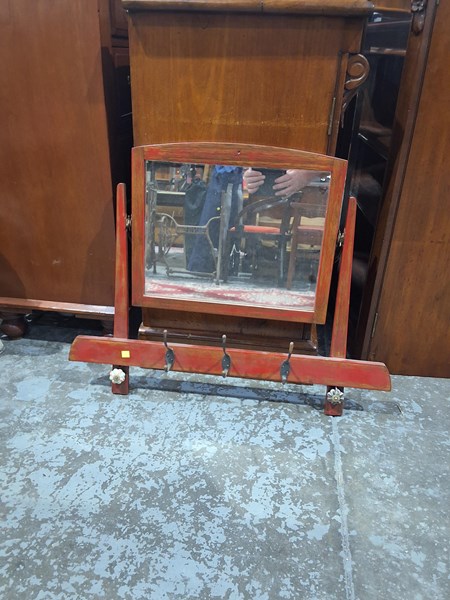 Lot 46 - HANGING MIRROR