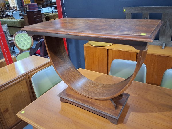 Lot 261 - SIDE TABLE