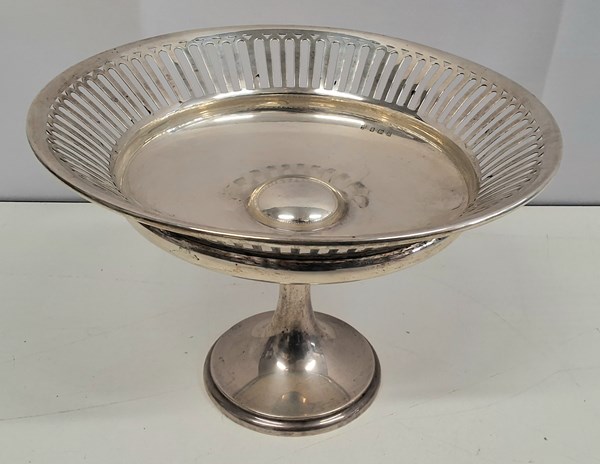Lot 1024 - SILVER COMPORT