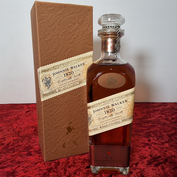 Lot 114 - JOHNNIE WALKER 1820 SPECIAL BLEND WHISKY