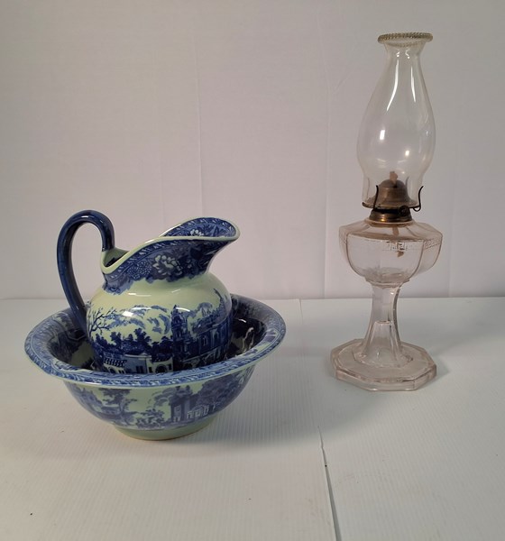 Lot 1284 - VINTAGE HOMEWARE