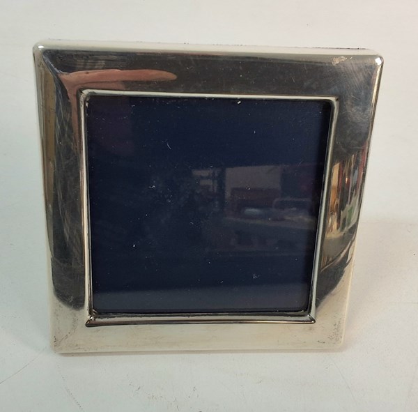 Lot 1022 - SILVER PHOTO FRAME