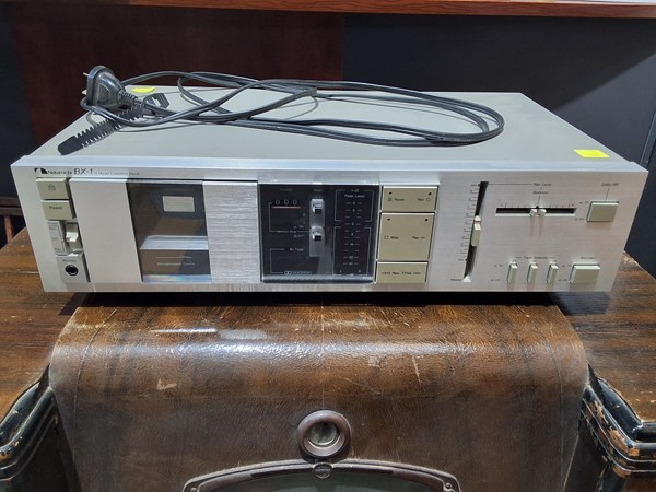 Lot 271 - NAKAMICHI