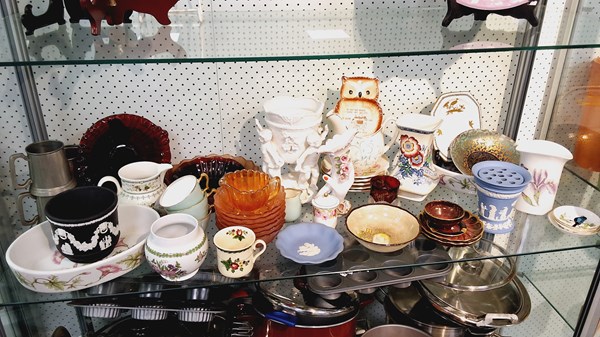 Lot 1287 - PRETTY CHINA