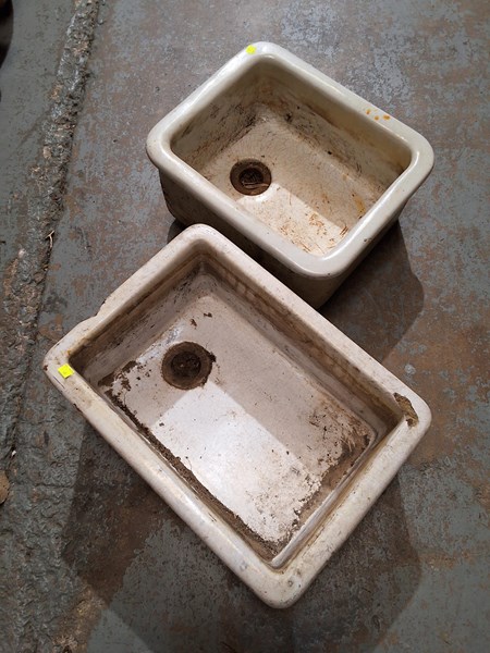 Lot 302 - BUTLERS SINKS