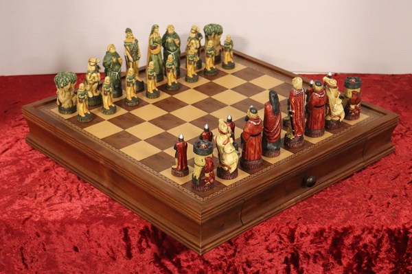 Lot 1197 - CHESS SET
