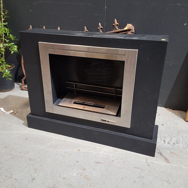 Lot 335 - ETHANOL FIREPLACE