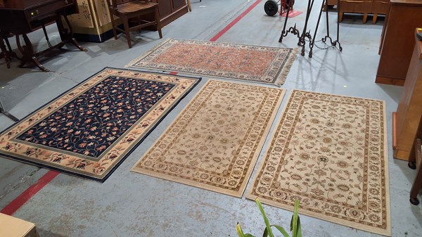 Lot 280 - RUGS
