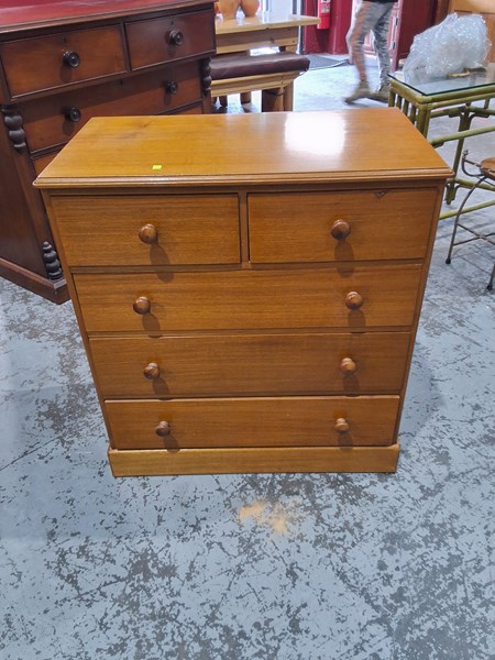 Lot 147 - CHEST OF DRAWERS