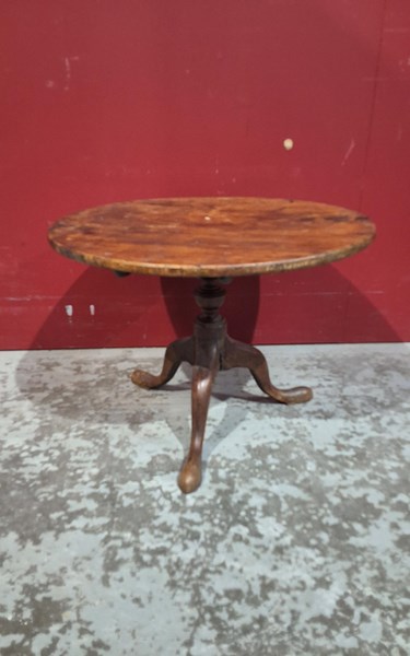 Lot 128 - WINE TABLE