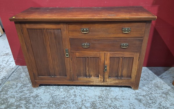 Lot 108 - SIDEBOARD