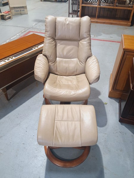 Lot 418 - ARM CHAIR AND STOOL