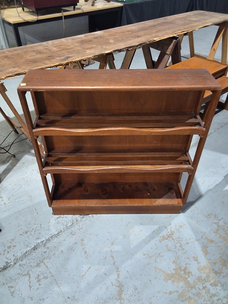 Lot 307 - BOOKSHELF