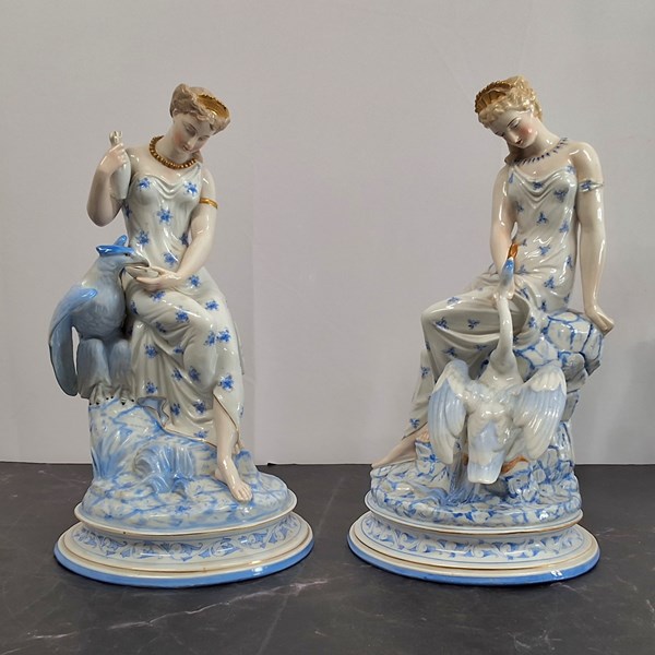 Lot 1289 - PORCELAIN FIGURES