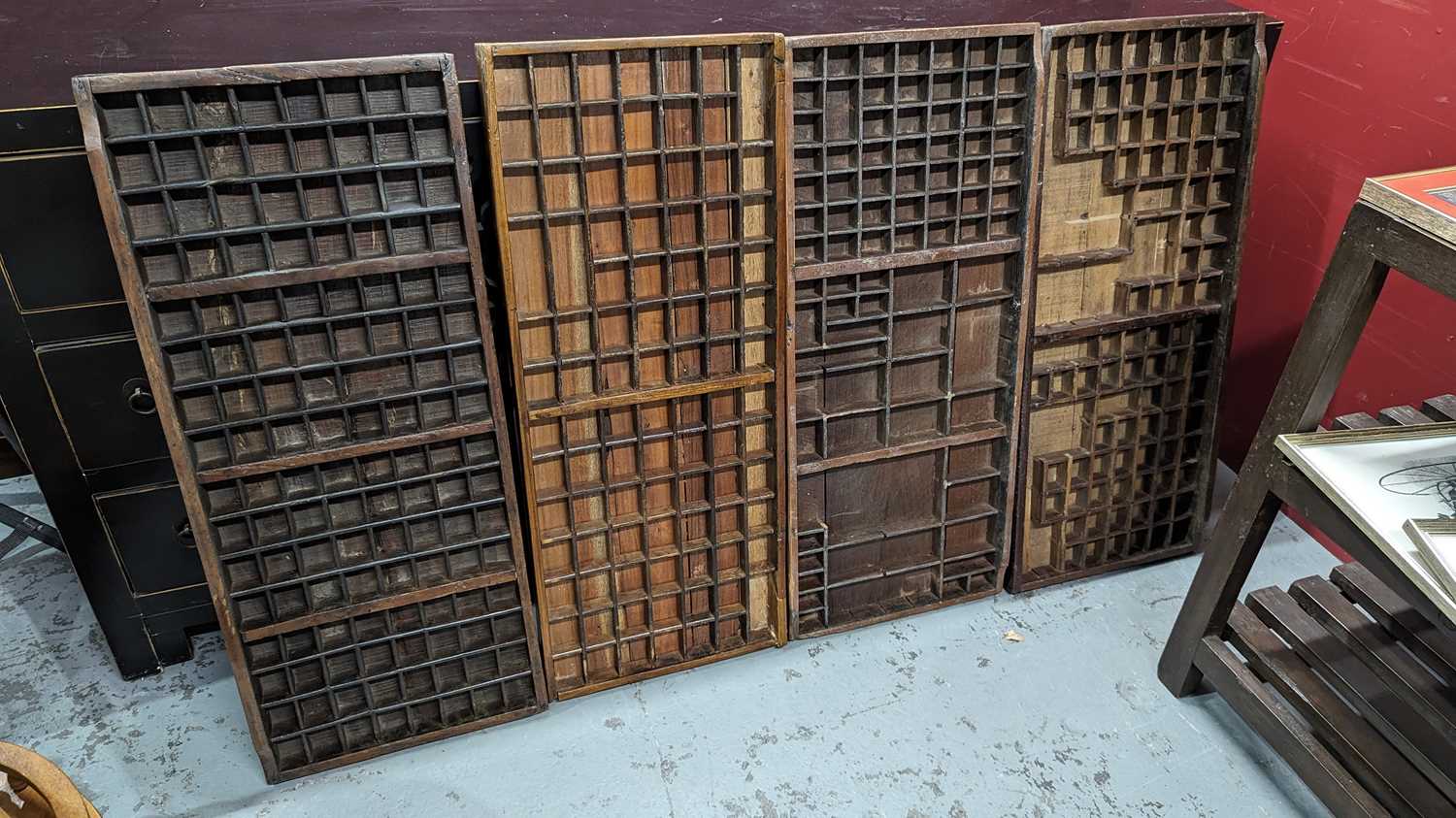 Lot 63 PRINTERS TRAYS