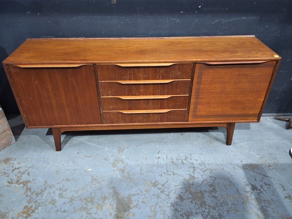 Lot 330 - SIDEBOARD