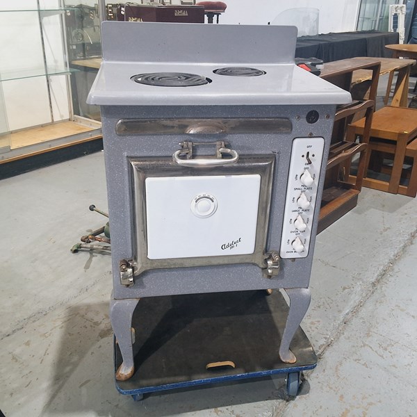 Lot 222 - VINTAGE STOVE