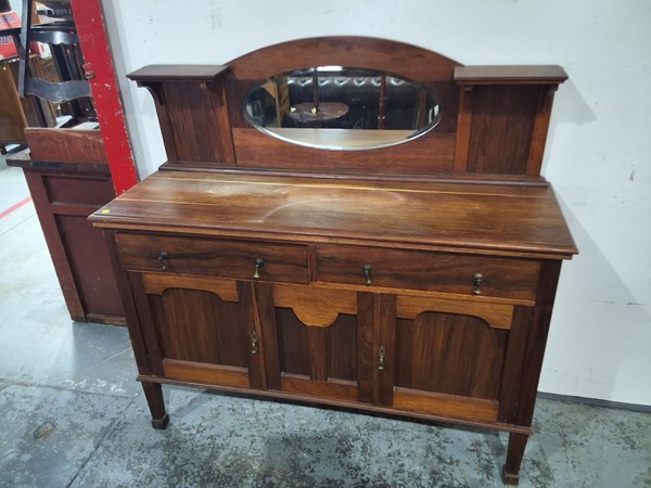 Lot 82 - SIDEBOARD