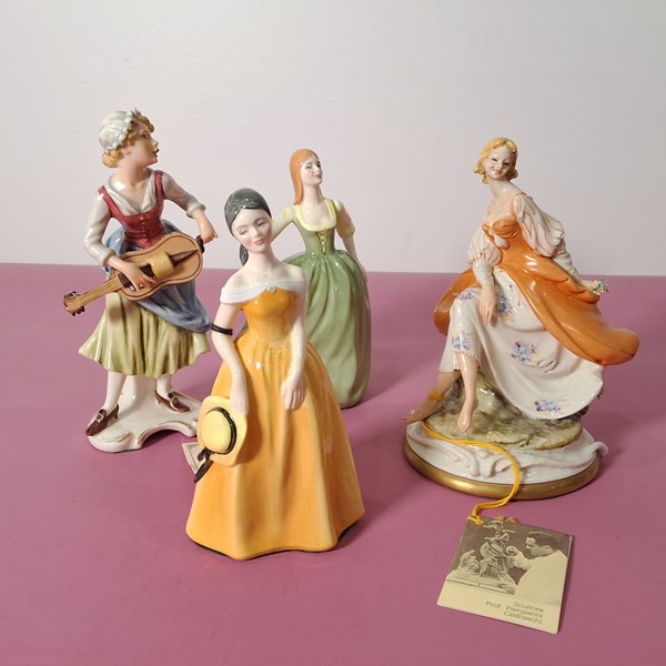 Lot 1385 - PORCELAIN FIGURES (4)