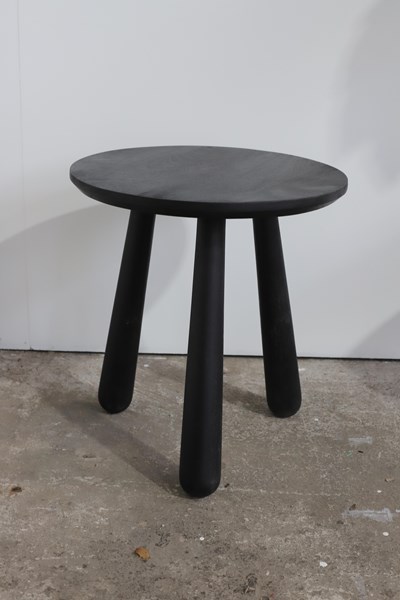 Lot 179 - SIDE TABLE