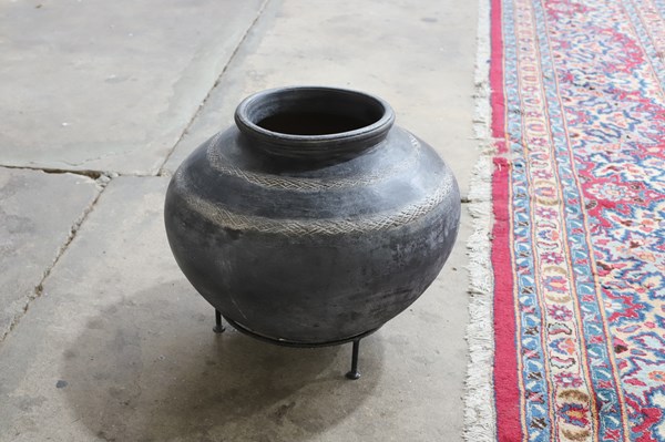 Lot 3 - CLAY POT