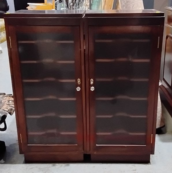 Lot 409 - FILING CABINETS