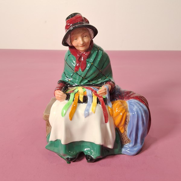 Lot 1404 - ROYAL DOULTON FIGURE