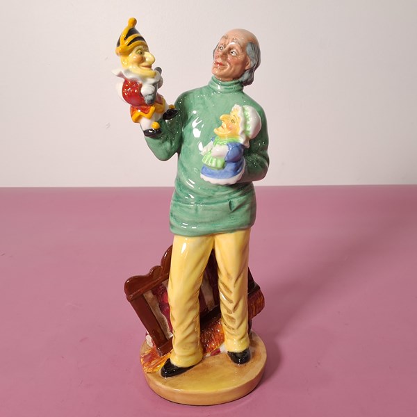 Lot 1406 - ROYAL DOULTON FIGURE