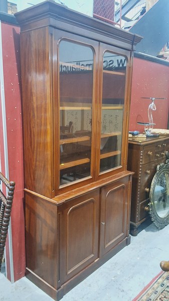 Lot 35 - BOOKCASE