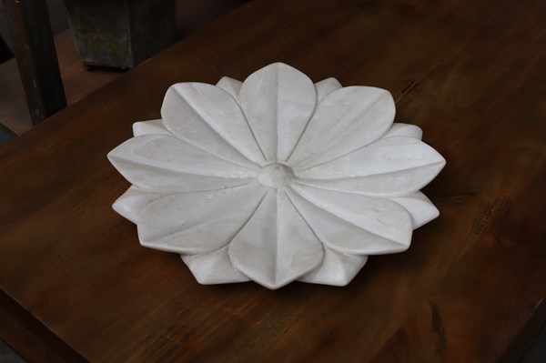 Lot 182 - MARBLE LOTUS PLATE