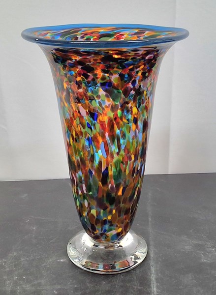 Lot 1301 - STUDIO GLASS VASE