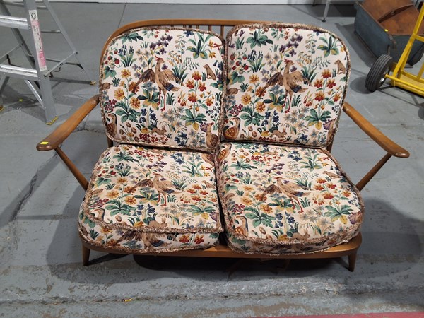 Lot 429 - ERCOL SETTEE