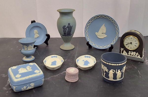 Lot 1183 - A COLLECTION OF WEDGWOOD