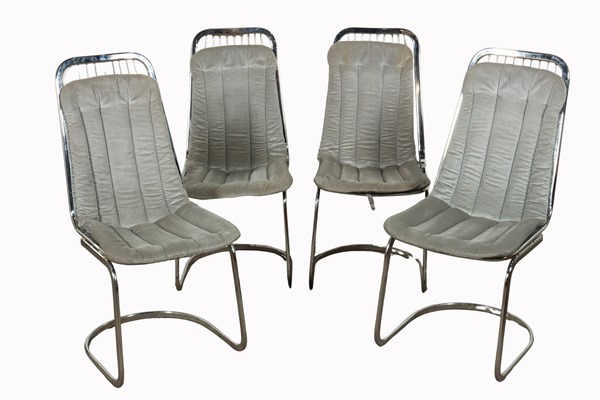 Lot 107 - SET OF DINING CHAIRS