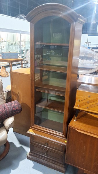 Lot 328 - DISPLAY CABINET