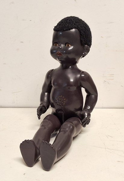 Lot 1188 - VINTAGE DOLL