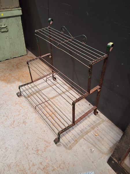 Lot 430 - PLANT STAND