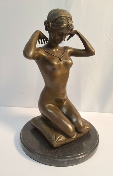 Lot 1003 - BRONZE STUDY