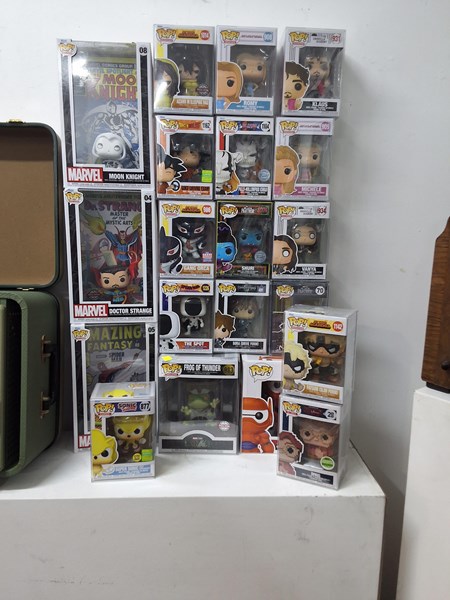 Lot 1441 - FUNKO POPS