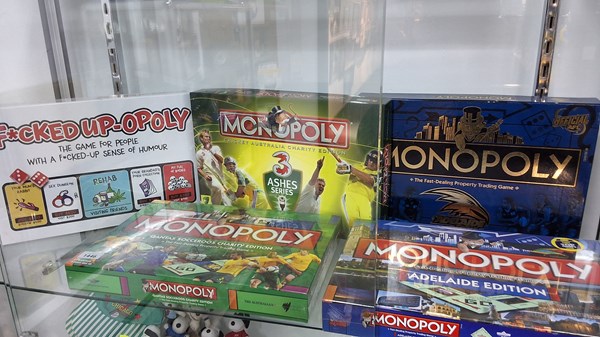 Lot 1446 - MONOPOLY GAMES