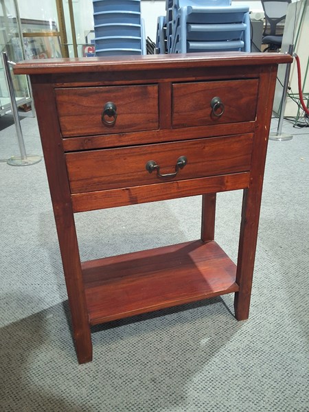 Lot 171 - BEDSIDE