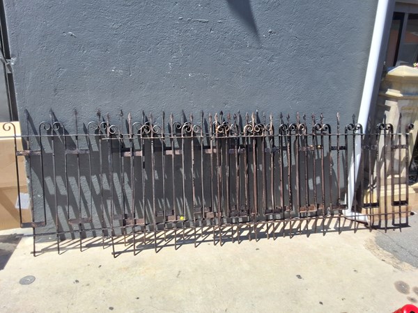 Lot 468 - FENCE PANELS