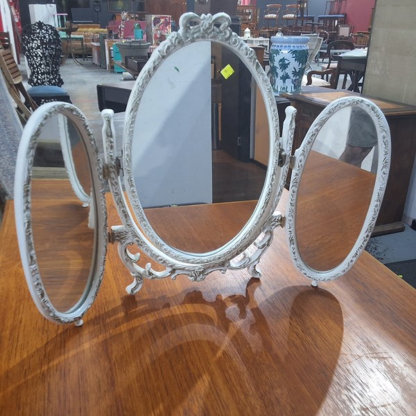 Lot 2 - VANITY MIRROR