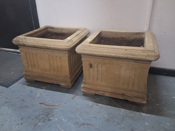 Lot 350 - GARDEN PLANTER