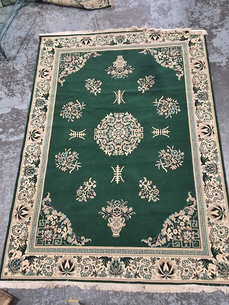 Lot 41 - RUG